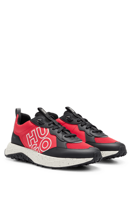 TENIS DE DIFERENTES MATERIALES CON LOGO HOMBRE