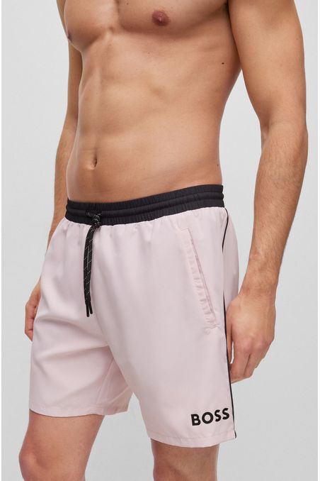 TRAJE DE BAÑO TIPO SHORTS CON LOGO HOMBRE
