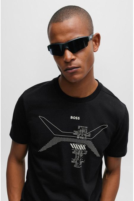 CAMISETA REGULAR FIT DE CUELLO REDONDO CON ILUSTRACIÓN HOMBRE