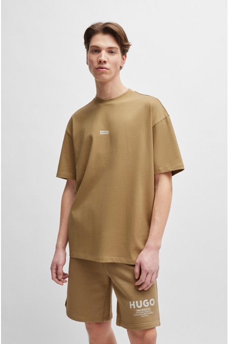 CAMISETA LOOSE FIT DE PUNTO DE ALGODÓN CON ILUSTRACIÓN HOMBRE