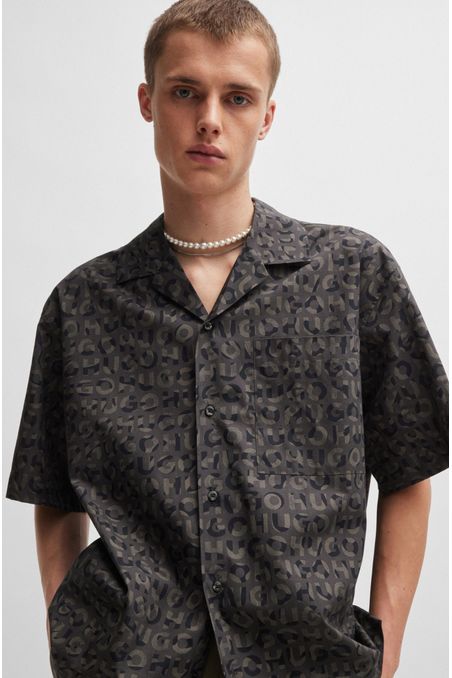 CAMISA OVERSIZE FIT DE POPELÍN DE ALGODÓN CON ESTAMPADO DE TEMPORADA HOMBRE