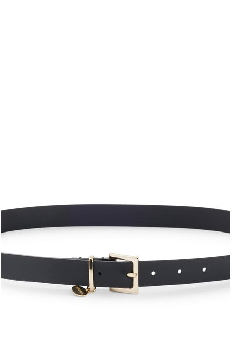 CINTURÓN FORMAL DE PIEL ITALIANA CON COLGANTE DE LOGO DORADO MUJER