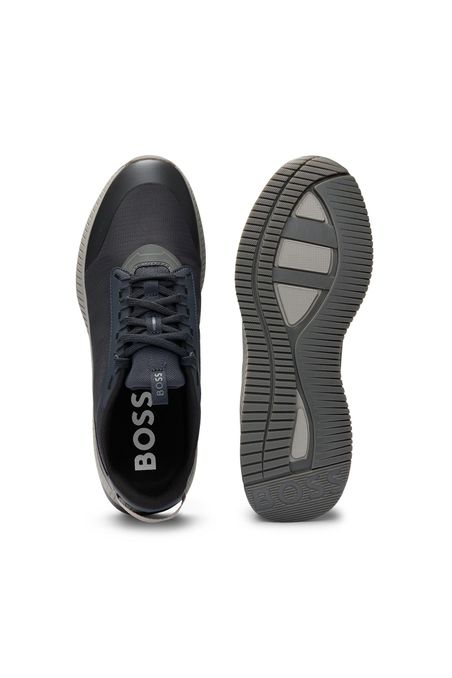 Tenis TTNM EVO con suela estriada