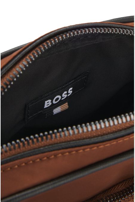 BOLSO MENSAJERO DE SARGA CON MONOGRAMA DOUBLE B CANGURERA HOMBRE