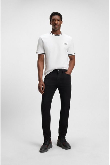 CAMISETA DE ALGODÓN PORSCHE X BOSS CON ACABADO CON CONTROL DE LA HUMEDAD PLAYERA REGULAR FIT HOMBRE