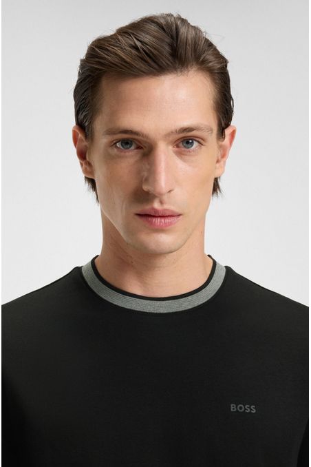 CAMISETA SLIM FIT DE ALGODÓN MERCERIZADO CON RIBETES EN CONTRASTE PLAYERA SLIM FIT HOMBRE