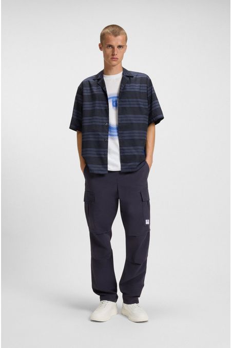 PANTALONES RELAXED FIT EN TEJIDO ANTIDESGARROS PANTALONES CASUALES RELAXED FIT HOMBRE