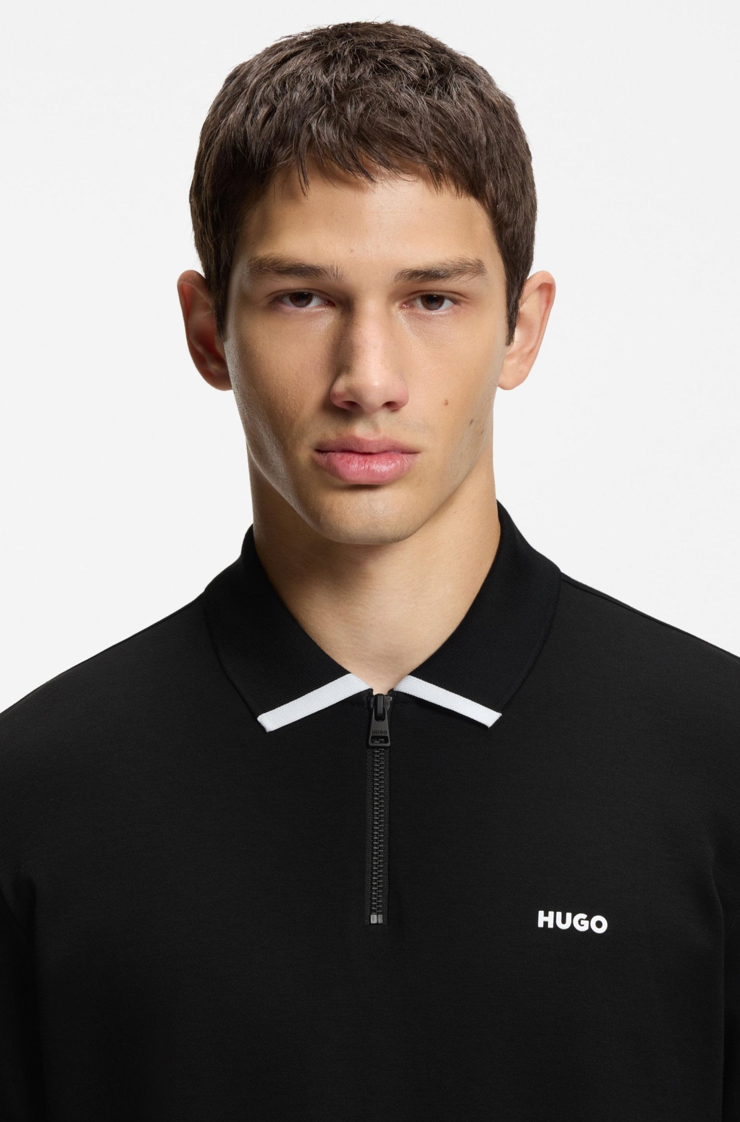 POLO DE PIQUÉ DE ALGODÓN CON LOGO EN CONTRASTE POLO REGULAR FIT HOMBRE