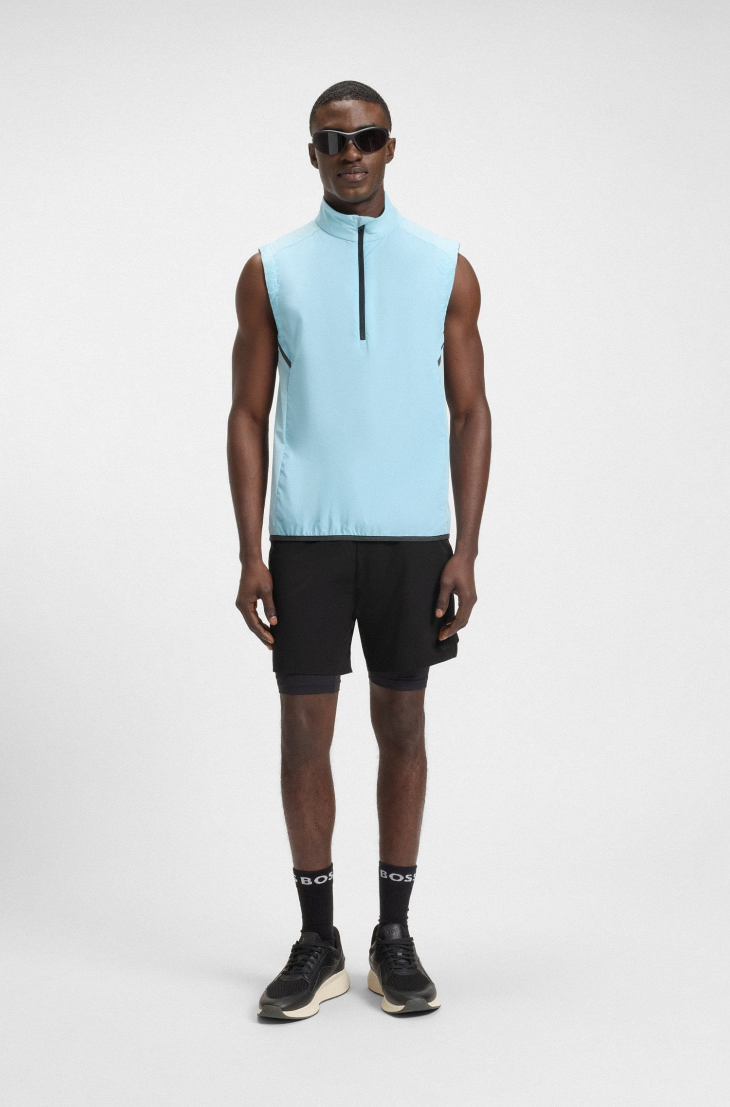 SHORTS DEPORTIVOS DE DOBLE CAPA EN TEJIDO DE SECADO RÁPIDO SHORTS HOMBRE