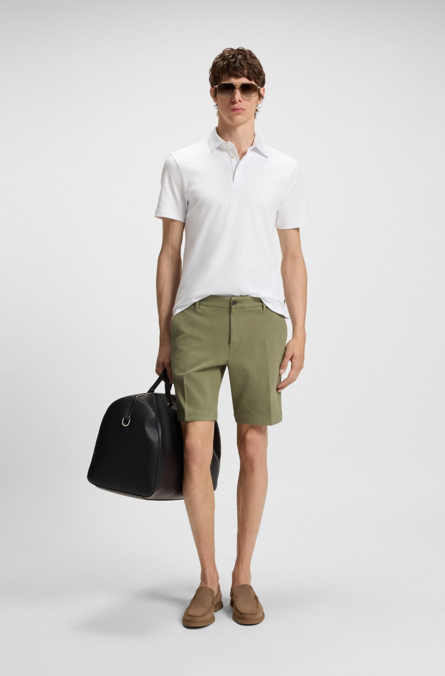 SHORTS SLIM FIT DE ALGODÓN ELÁSTICO CON ESTRUCTURA SHORTS SLIM FIT HOMBRE