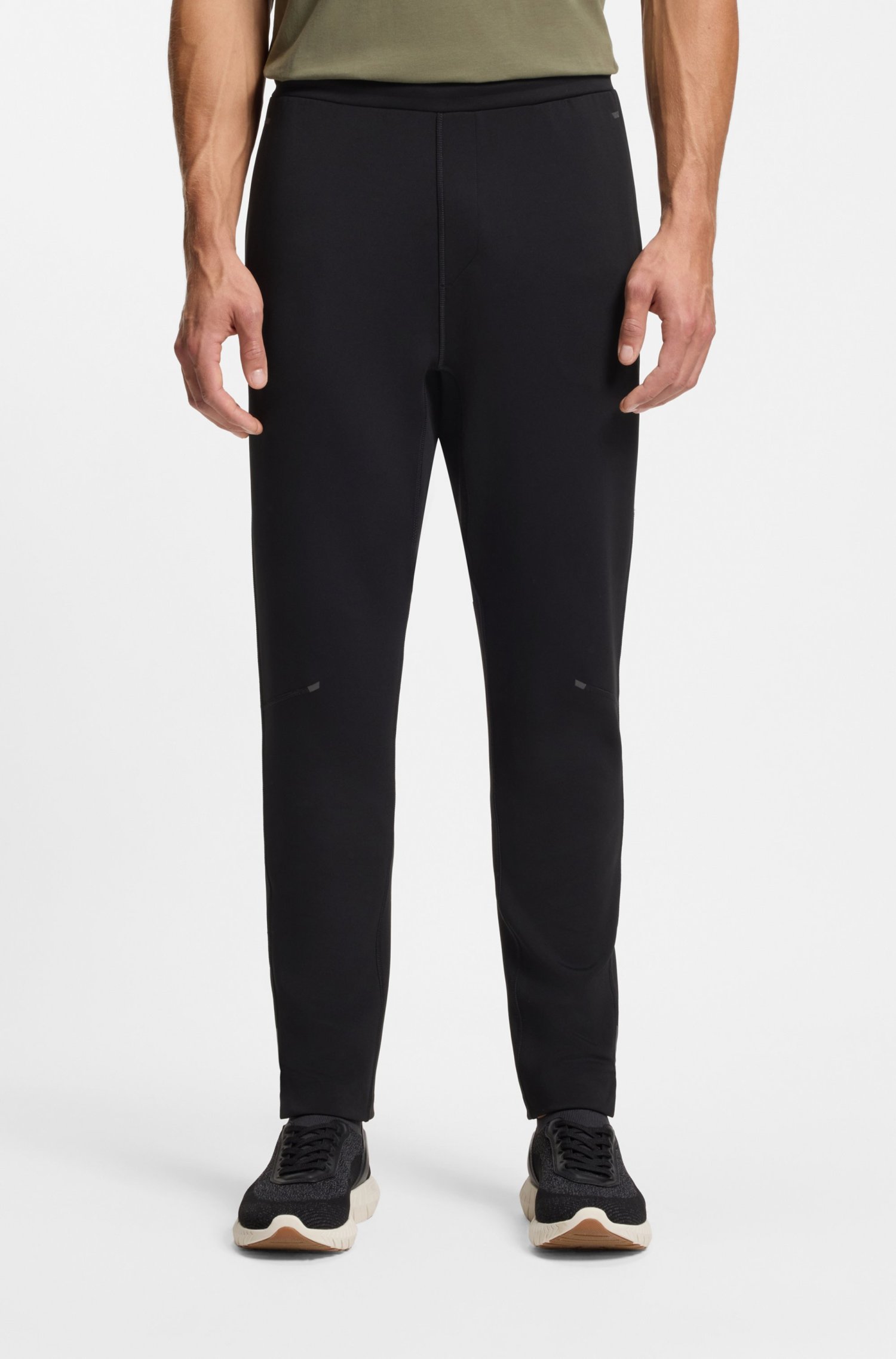 PANTALONES DE SECADO RÁPIDO CON DETALLE REFLECTANTE DE LA MARCA PANTALONES REGULAR FIT HOMBRE